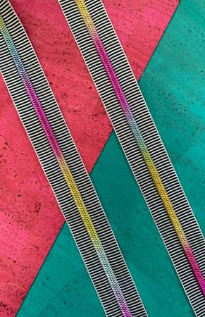 #5 Black/White Stripe Zipper w/Rainbow